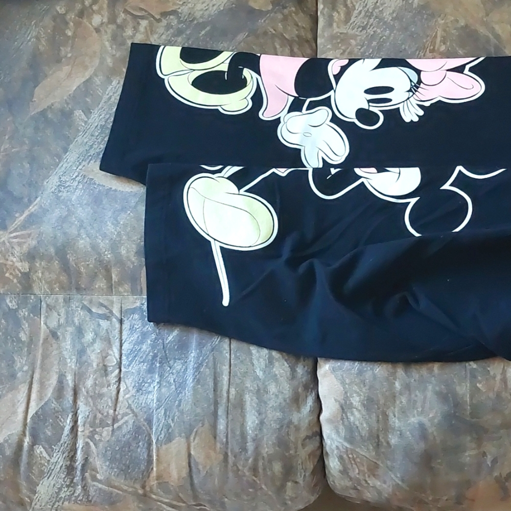 Mackey and Minnie mouse leggings